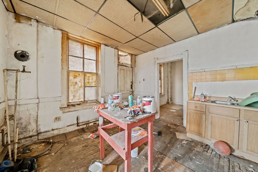 More Photos Of 2236 W 19th St, Chicago Apartments For Sale