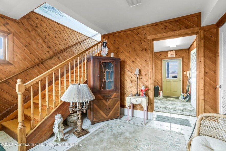 More Photos Of 520 Amboy, Keyport Marina For Sale
