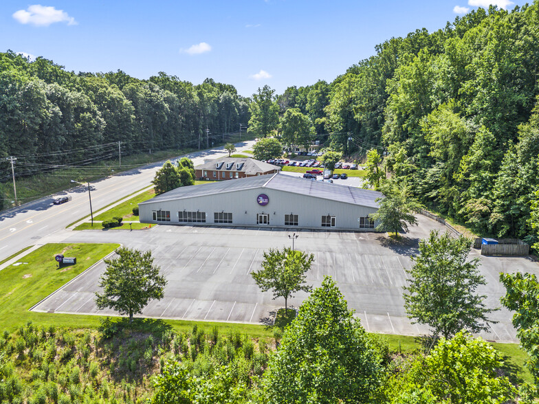 Primary Photo Of 3300 Reynolda Rd, Winston-Salem Light Manufacturing For Sale