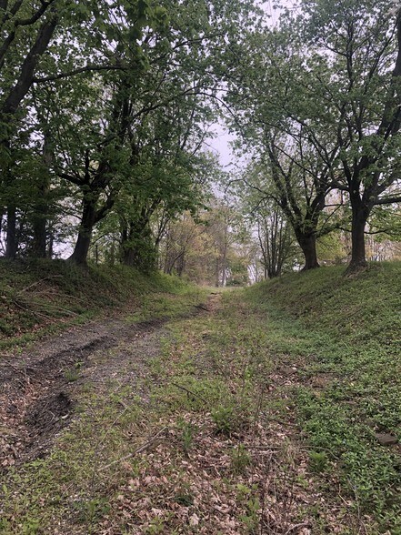 More Photos Of 265 E McMurray Rd, Canonsburg Land For Sale