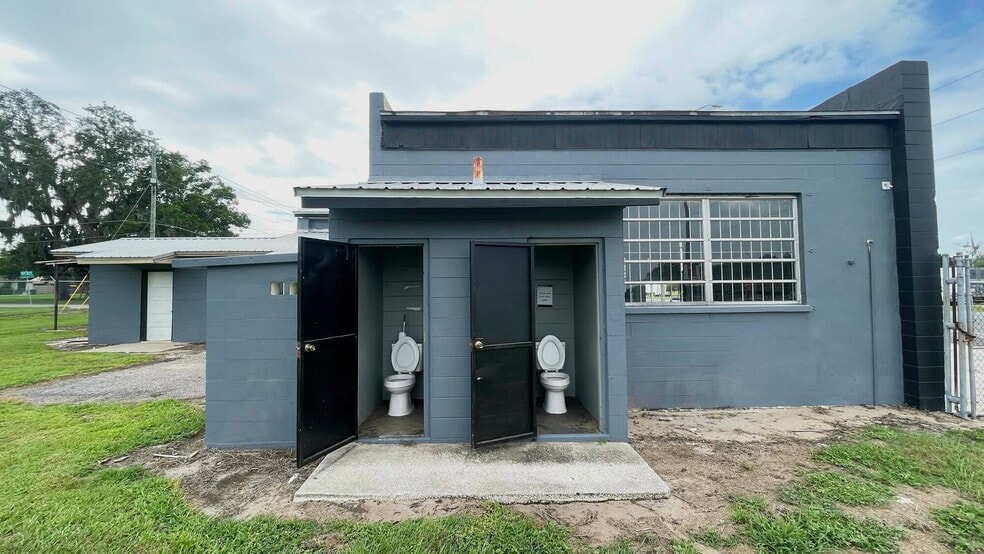 More Photos Of 5503 Us Highway 98 S, Lakeland Health Club For Sale