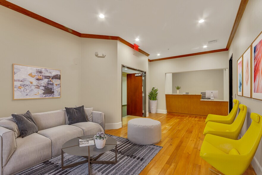 More Photos Of 2900 W Horizon Ridge Pky, Henderson Medical For Sale