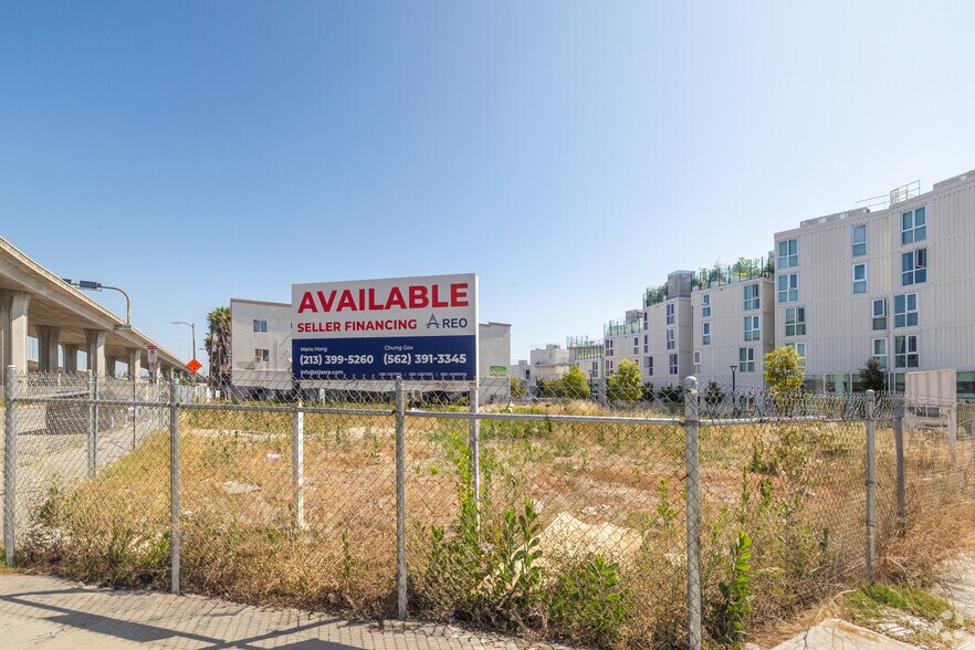 More Photos Of 311 W Imperial Hwy, Los Angeles Land For Sale