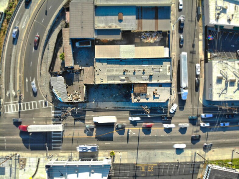 More Photos Of 1601 S Alameda St, Los Angeles Convenience Store For Sale