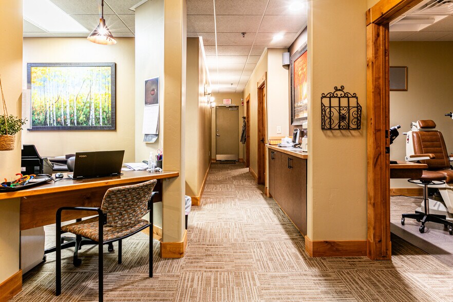 More Photos Of 2700 Homestead Rd, Park City Office For Sale