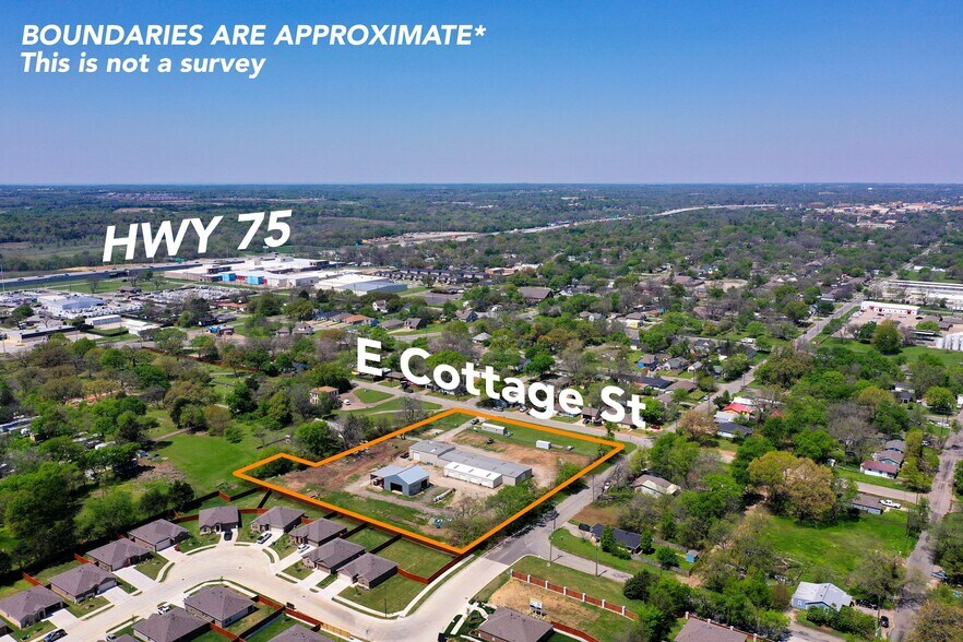 More Photos Of 224 E Cottage St, Sherman Warehouse For Sale