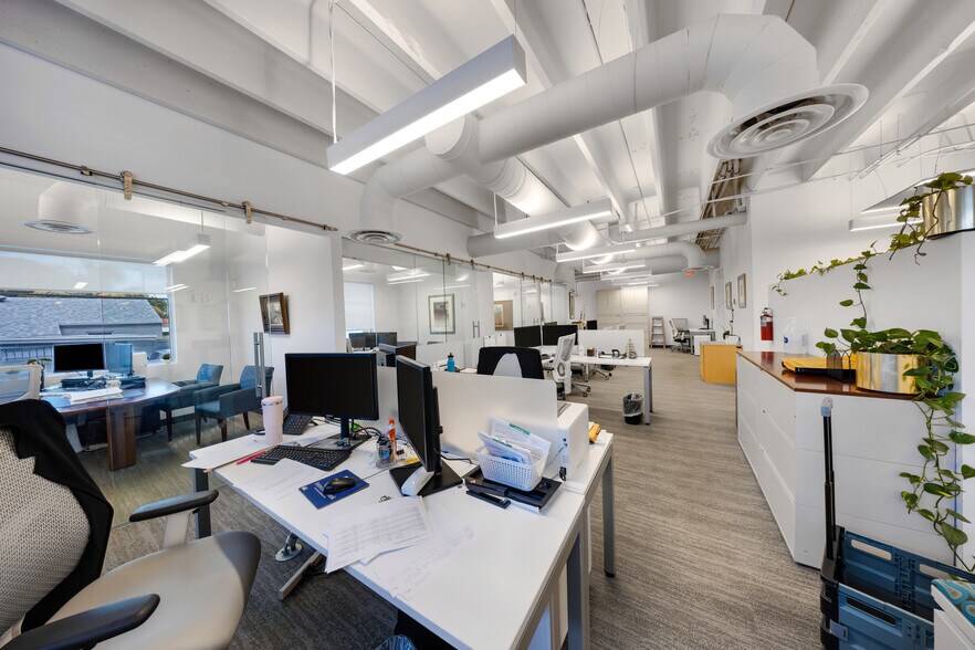 More Photos Of 4713-4725 SW 8th St, Miami Storefront For Lease