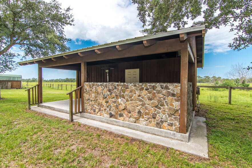 More Photos Of 6935 NE 48th St, Okeechobee Land For Sale