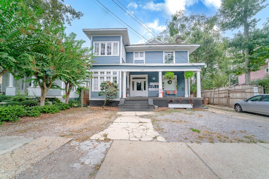 More Photos Of 207 Michigan Ave, Mobile Multifamily For Sale