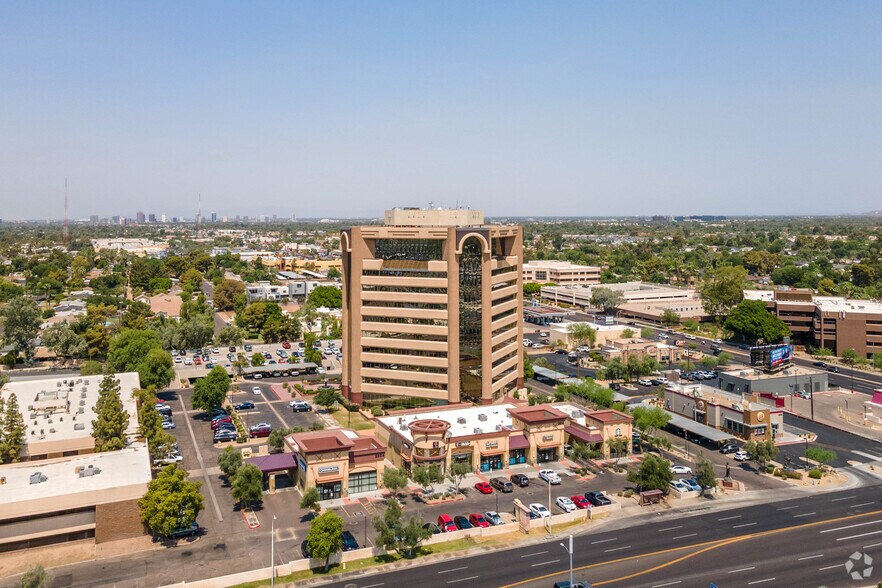 More Photos Of 2800 N 44th St, Phoenix Office For Sale