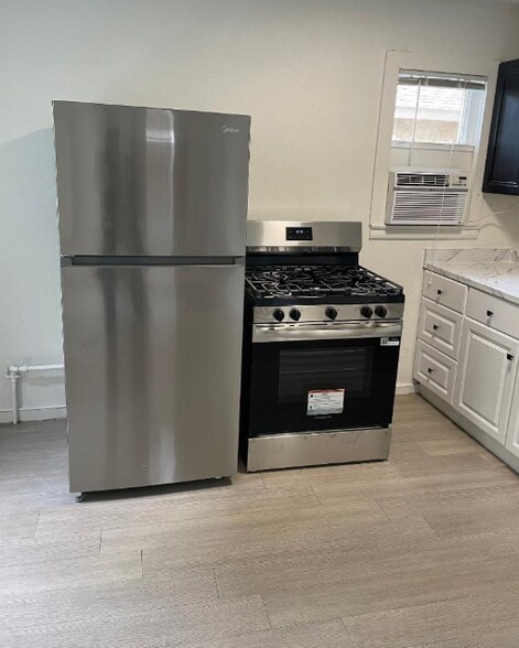 More Photos Of 101 Elliott St, Winters Apartments For Sale