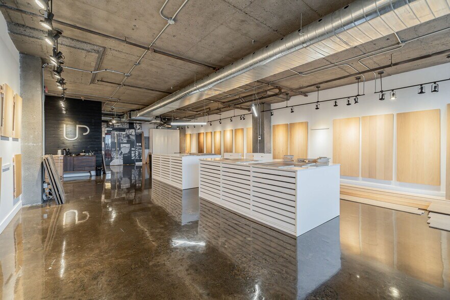 More Photos Of 3737 Boul Cremazie E, Montréal Office For Lease