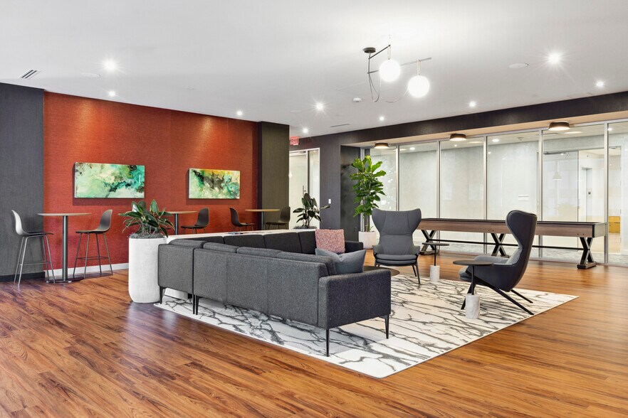 More Photos Of 250 Nicollet Mall, Minneapolis Office For Lease