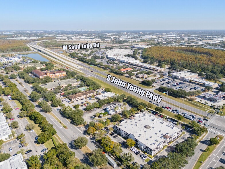 More Photos Of 8841 Commodity Cir, Orlando Fast Food For Lease