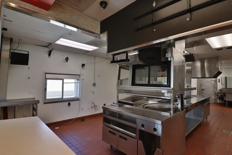More Photos Of 1902 Mountain View Dr, Cody Fast Food For Sale