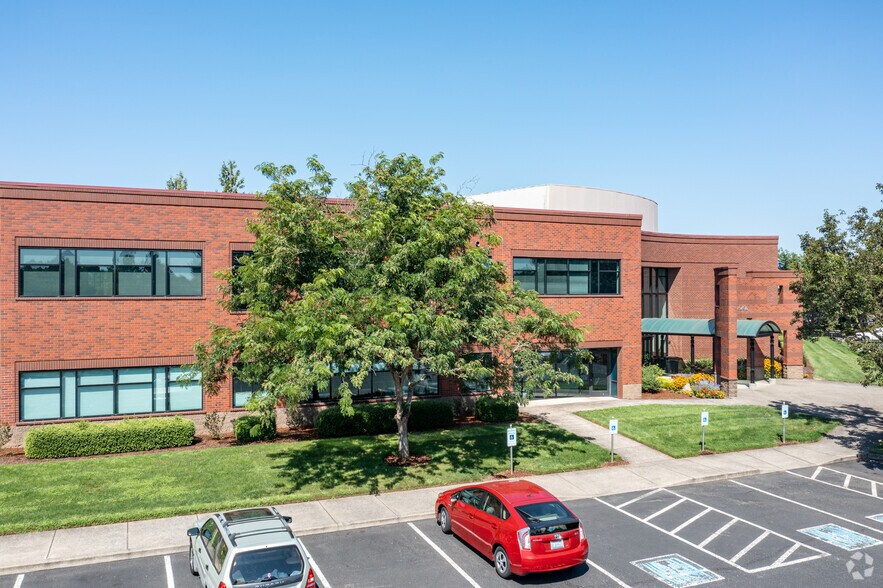 More Photos Of 16703 SE McGillivray Blvd, Vancouver Office For Lease