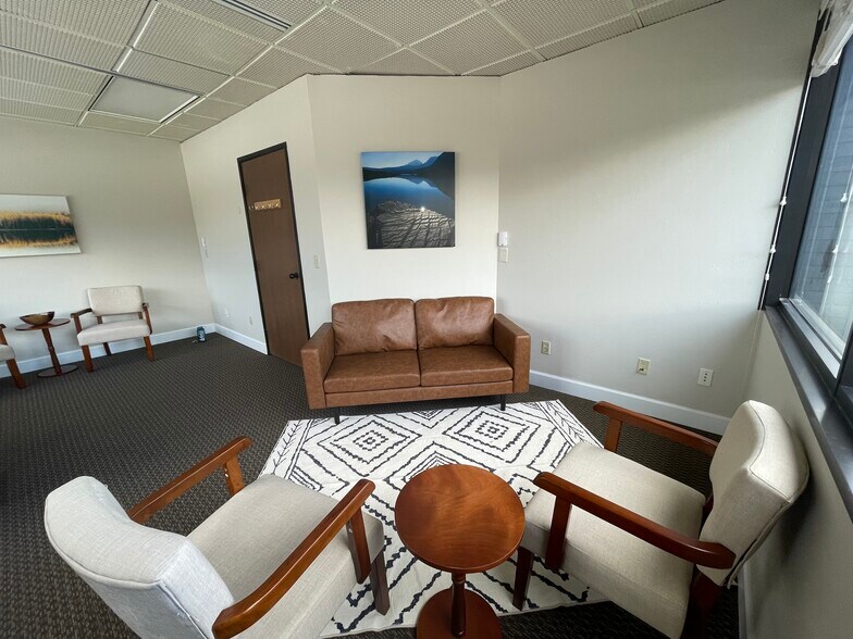 More Photos Of 100 2nd St E, Whitefish Office Residential For Lease