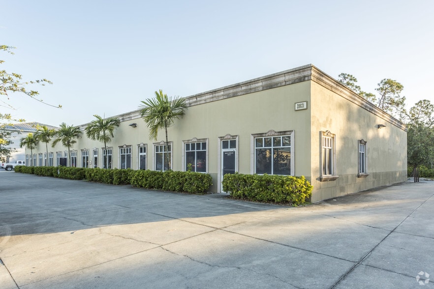 More Photos Of 28631 N Diesel Dr, Bonita Springs Light Manufacturing For Lease