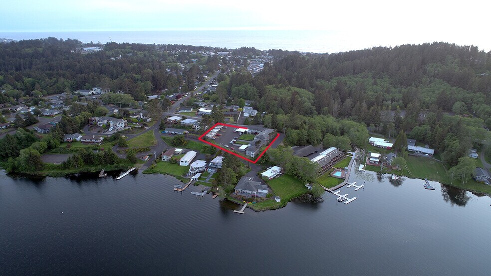 More Photos Of 3456 NE West Devil's Lake Rd, Lincoln City Apartments For Sale