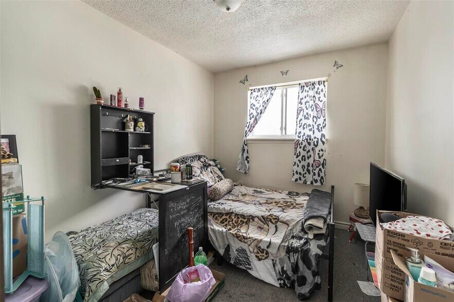 More Photos Of 269 Goulais Av, Sault Ste. Marie Apartments For Sale
