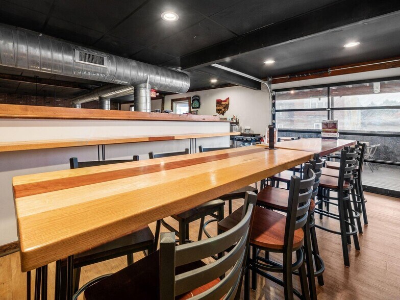 More Photos Of 7360-7362 E Main St, Reynoldsburg Storefront Retail Office For Sale