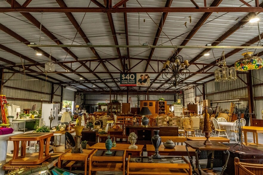 More Photos Of 1350 Ponce De Leon Blvd, Brooksville Warehouse For Sale