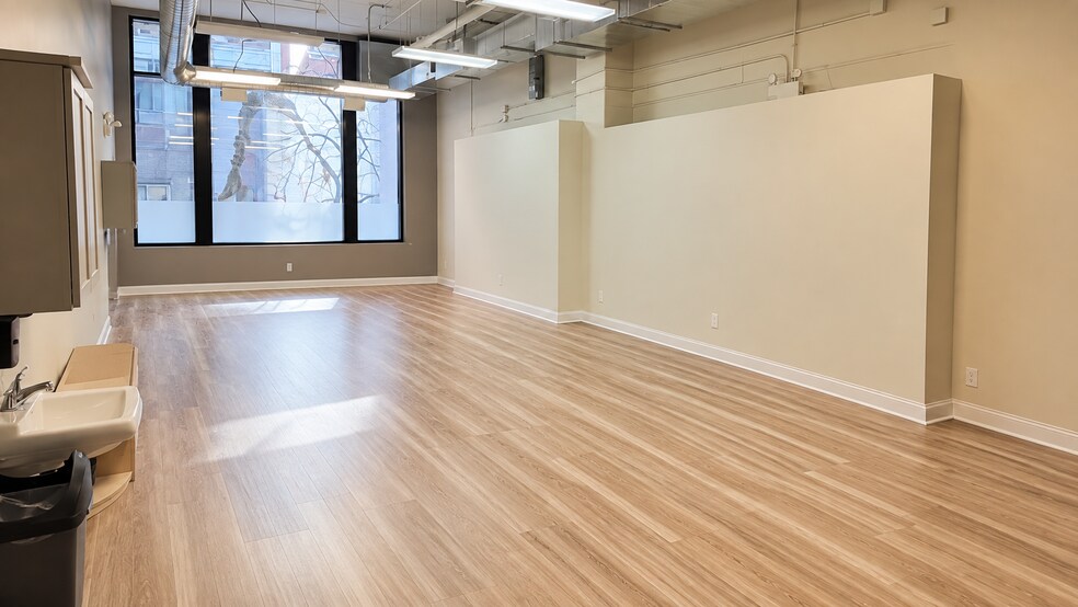 More Photos Of 315 S Peoria St, Chicago Apartments For Lease