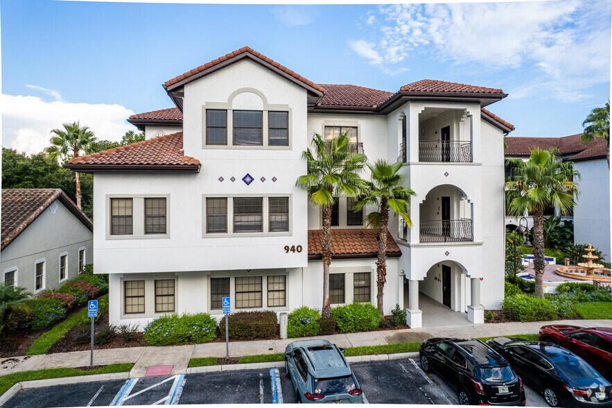 More Photos Of 940 Centre Cir, Altamonte Springs Office For Lease