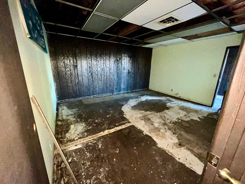 More Photos Of 1524-1526 Solano Ave, Vallejo Storefront For Sale