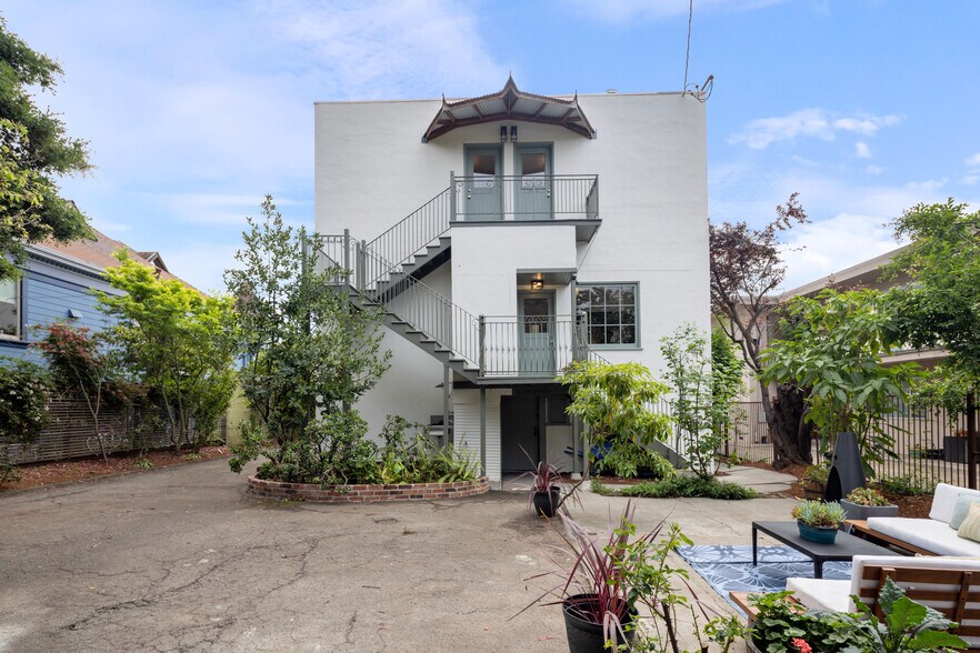 More Photos Of 1937 Haste St, Berkeley Multifamily For Sale