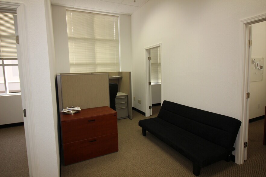 More Photos Of 6350-6362 Clark Ave, Dublin Light Manufacturing For Sale