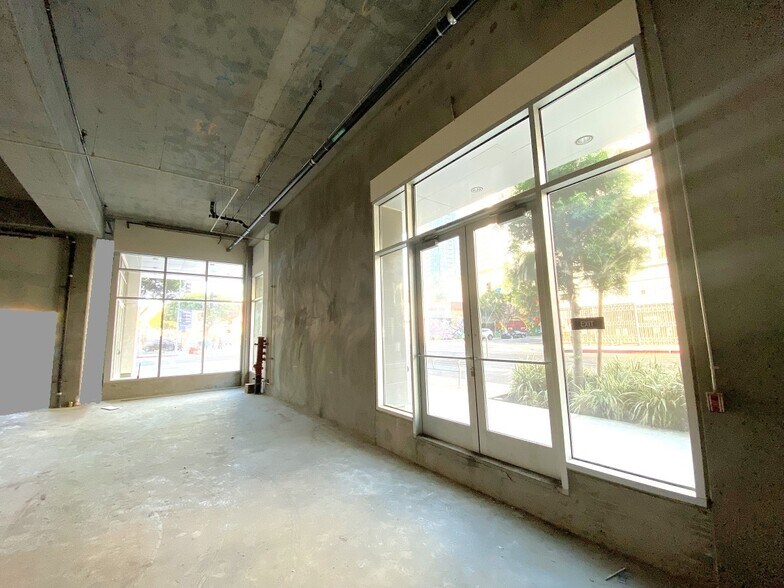 More Photos Of 424 W Pico Blvd, Los Angeles Apartments For Lease