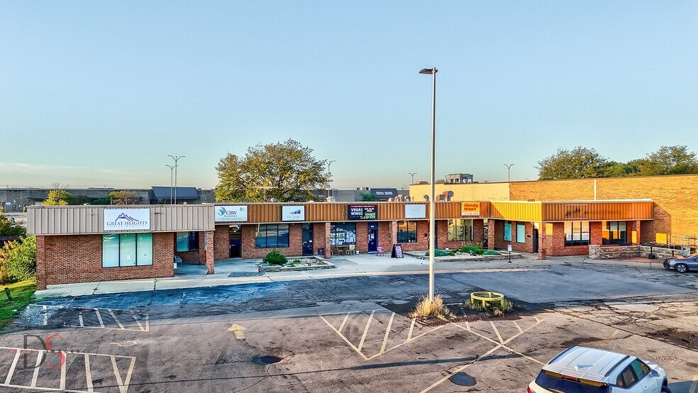 More Photos Of 301-315 E Mckinley Rd, Ottawa General Retail For Sale