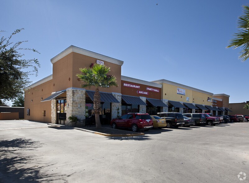 Primary Photo Of 301 W Griffin Pky, Mission Storefront Retail Office For Lease