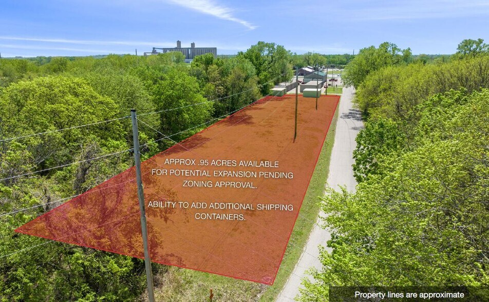 More Photos Of 500 G st, Arkansas City Self Storage For Sale