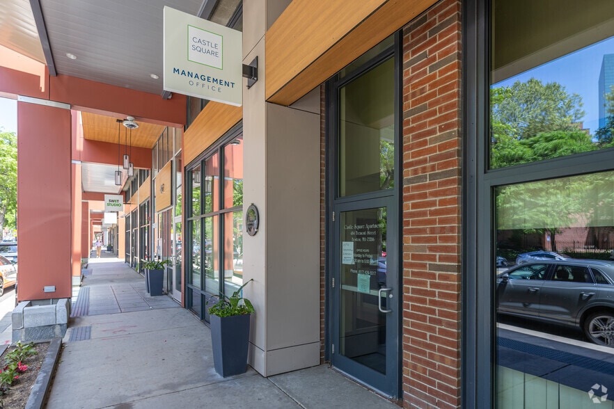 More Photos Of 484 Tremont St, Boston Apartments For Lease