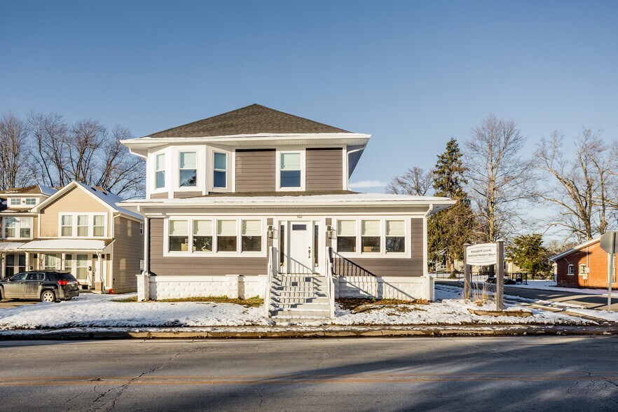 More Photos Of 502 W Main St, Danville Office For Sale