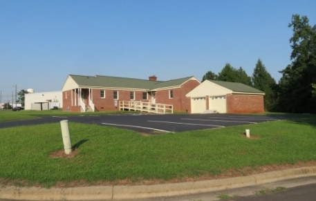 Primary Photo Of 110 Office Park Dr, Roanoke Rapids Medical For Sale