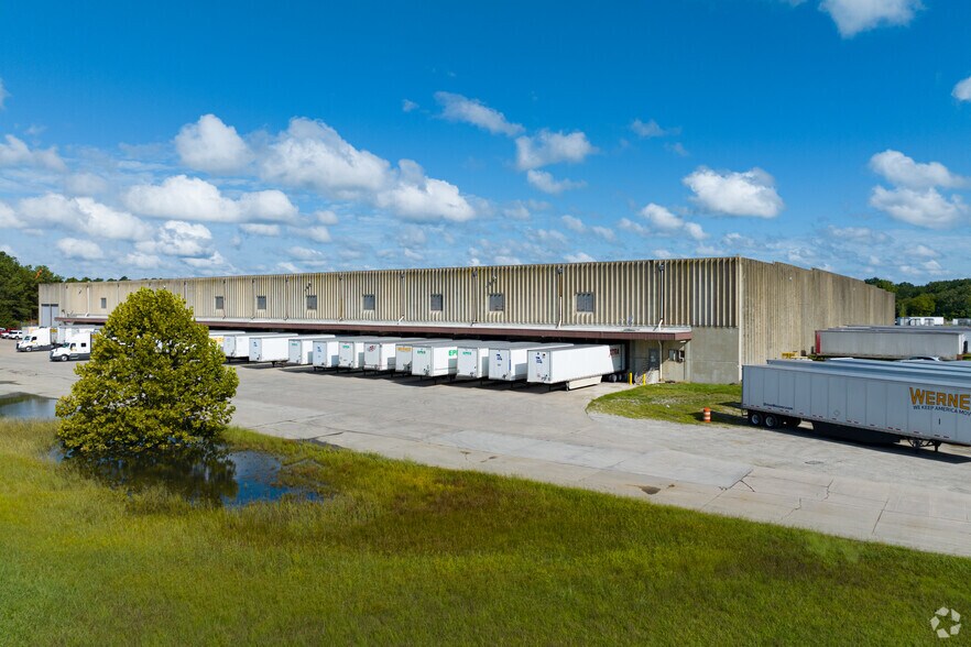 Primary Photo Of 1135-1305 W Hundred Rd, Chester Warehouse For Lease