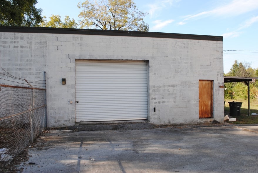 More Photos Of 3006 Dodds Ave, Chattanooga Light Manufacturing For Sale