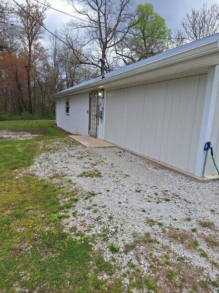 More Photos Of 515 Southern Hwy, Pine Knot Mixed Retail For Sale