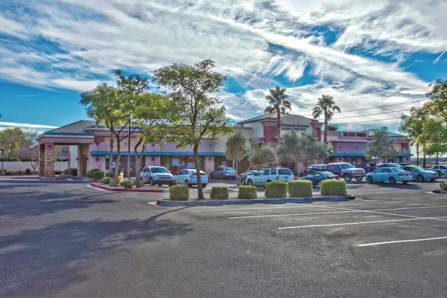 More Photos Of 1455 W Elliot Rd, Gilbert Unknown For Lease