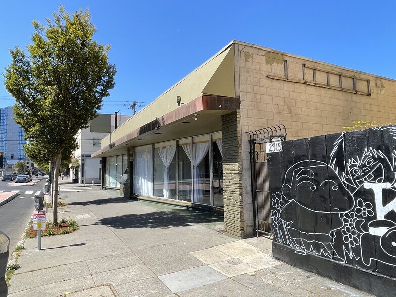 More Photos Of 2301 Telegraph Ave, Oakland Freestanding For Lease