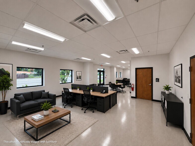 More Photos Of 1530 Kendrick Ln, Lakeland Warehouse For Lease