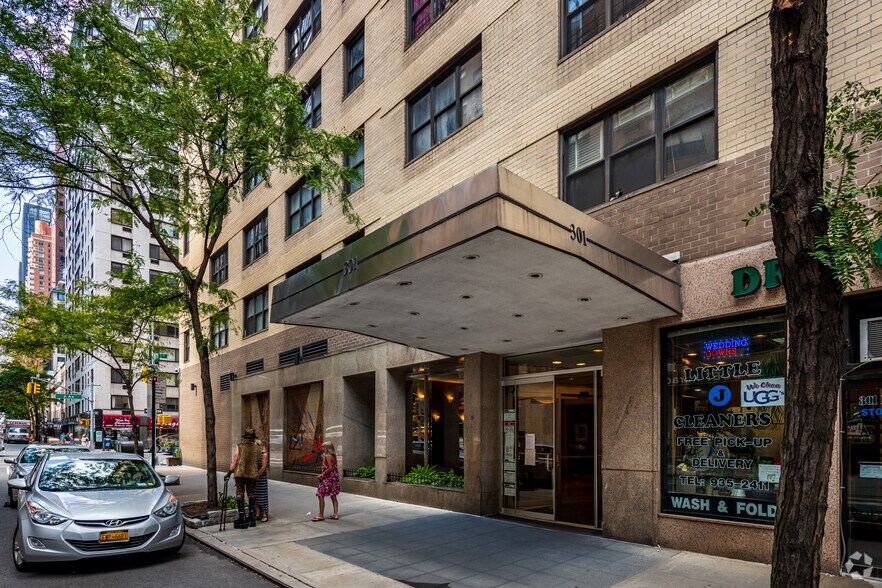 More Photos Of 902 2nd Ave, New York Apartments For Lease