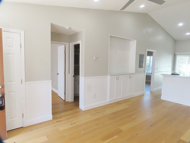 More Photos Of 5136-5186 La Mancha Ct, Orlando Apartments For Sale