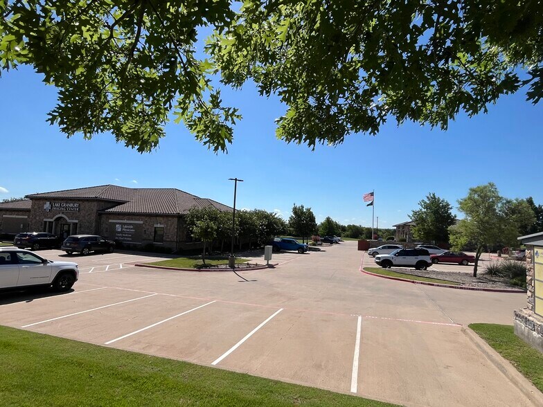 More Photos Of 1220 Paluxy Medical Cir, Granbury Medical For Sale