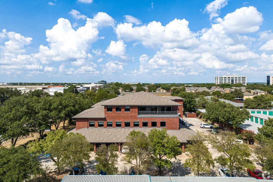 More Photos Of 16300 Addison Rd, Addison Office For Lease