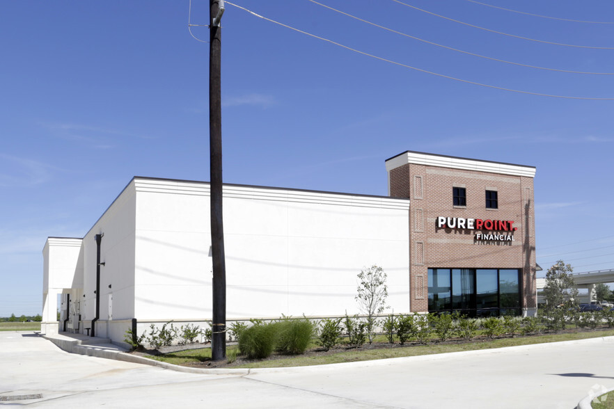 More Photos Of 310 Highway 6, Sugar Land Storefront Retail Office For Lease