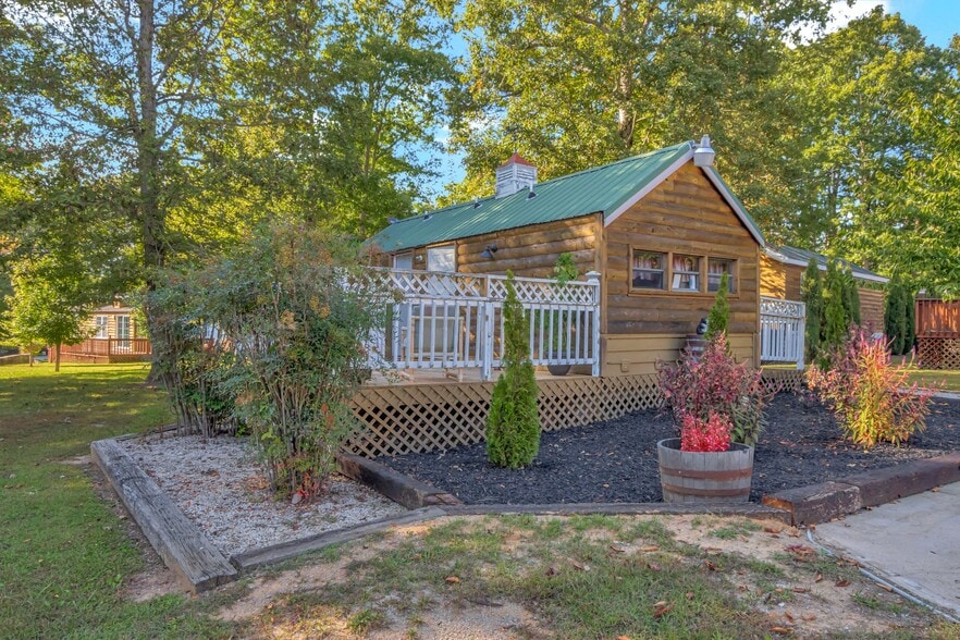 More Photos Of 11845 US 41 St, Monteagle Trailer Camper Park For Sale